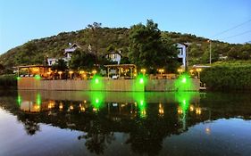 Beyaz Ev Agva - Adult Only +15